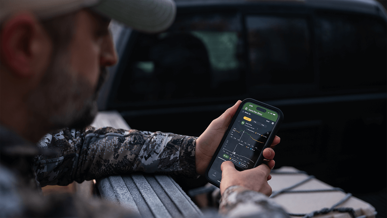 Moultrie - Person showing Game Plan on the Moultrie App